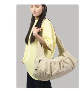 Casual large capacity crossbody shoulder bag for daily commute, gym and versatile styling.