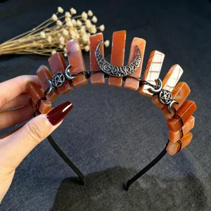Diadema de corona de cristal con luna creciente y dijes de pentagrama, accesorio para el pelo.