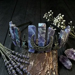 Natürlicher Amethyst Kristall Kronen Haarreif Gothic Mond Rabe Schädel Haarschmuck Damen.