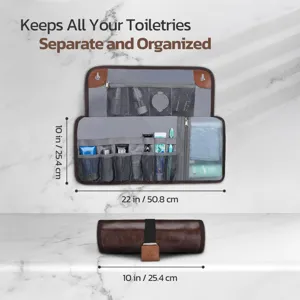 Trousse de toilette de voyage imperméable pour homme enroulable avec poches filet et crochet.