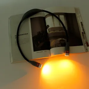Luce da lettura a collo LED flessibile ricaricabile USB lampada da collo per lettura letto