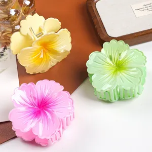 Sweet gradient flower hair claw cute daisy hair clip elegant hair accessories for women girls