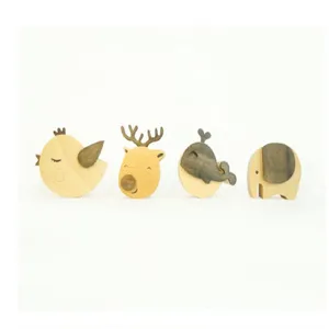Boîte à Musique en Bois Mignonne pour Animaux Éléphant Boîte à Musique Mécanique Ornement de Bureau Cadeau Créatif