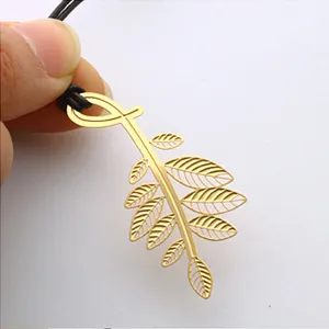 Metal plant bookmark gold hollow leaf bookmark creative stationery gift elegant page marker