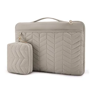 Gesteppte graue Laptoptasche mit Griff und Extratasche, Detailansicht für Unterwegs.