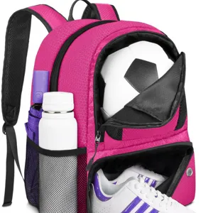 Roze grote capaciteit sportrugzak met een apart vak voor ballen en handig schoenenvak.