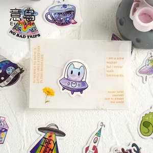 Joli ensemble d'autocollants de dessin animé de fête spatiale, autocollants étanches DIY.