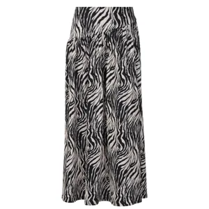Détail de jupe longue zébrée, taille haute et design froncé pour la mode féminine.