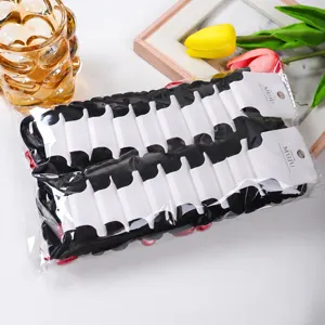 Cute bear seamless hair ties packaged on cards, high elasticity elastic bands for ponytails.
