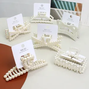 Sweet Imitation Pearl Hair Claw Korean Elegant Lazy Hair Clip Geometric Hair Accessories For Women