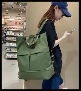 Grand sac à dos multifonctionnel décontracté sac d'école tendance pour les étudiants au quotidien.