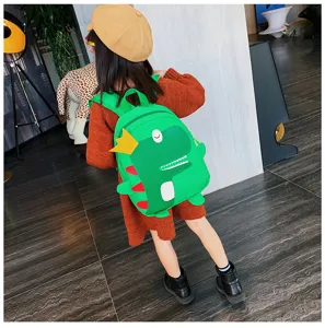 Paidiko sakidio platis me dinosauros cartoon nylon gia nipiagogio scholiko tsanta