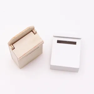 Boîte aux Lettres Miniature en Bois pour Maison de Poupée Accessoires de Décoration de Scène Naturel et Blanc