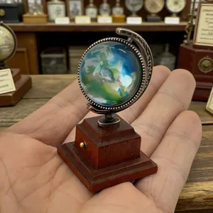 Modelo de globo terráqueo en miniatura para casa de muñecas, base de madera, decorativo.