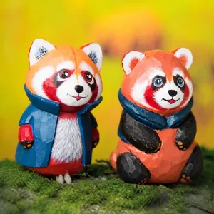 Handmade Wooden Raccoon Red Panda Figurine Desk Ornament Cute Animal Wood Carving Craft Home Office Table Decor