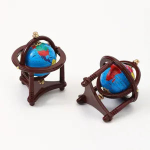 Globo terráqueo miniatura de metal giratorio para casa de muñecas accesorio de estudio