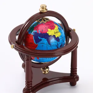 Globo miniatura metalico giratorio para casa de munecas, decoracion detallada para estudio.