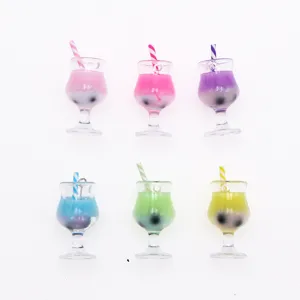 Mini ciondoli a tazza di tè boba in resina con cannuccia per decorazione casa delle bambole.