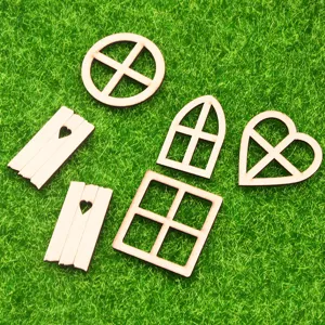 Ornamenti intagliati in legno per porte e finestre di case bambole, accessori da giardino.