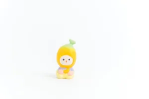 Handmade wooden banana cartoon figurine, cute desktop ornament and creative gift for home.