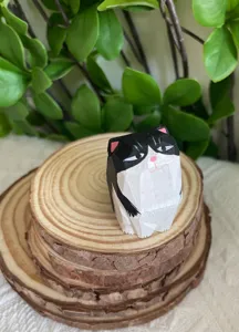 Handmade wooden cat figurine, cute animal desktop ornament and creative gift choice.