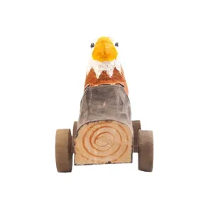 Coche de juguete de madera tallada de águila, decoración creativa de escritorio de animal macizo.