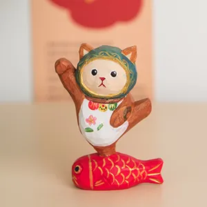 Wooden Cat Figurine Handcrafted Desktop Ornament Home Office Decor Cute Animal Statue