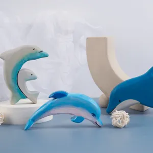 Handgemachte Holz Delfin Figuren Set, süße Tier Holzschnitzerei Heimdeko und Kinderspielzeug.