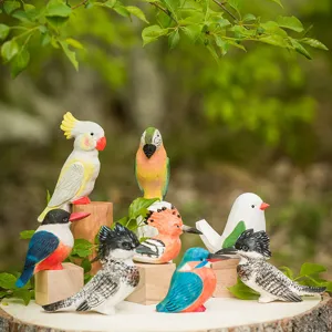 Handcrafted Wooden Little Bird Figurine Desktop Ornament Creative Animal Crafts Home Office Decor Gift