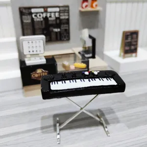 Puppenhaus Miniatur elektronische Keyboard Modell mit Ständer für Miniatur-Kaffeezubehör