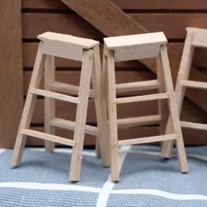 Dettaglio scala in legno in miniatura, modello di mobile per casa delle bambole, pieghevole, bjd.