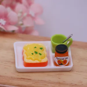 Puppenhaus Miniatur Frühstücks-Set Simulation Toast Brot Marmelade Tasse Löffel Spielzeug