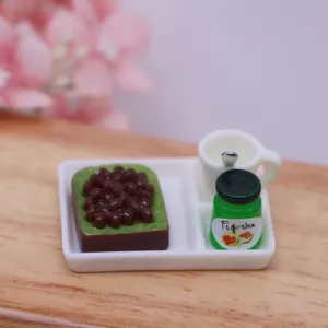 Miniatur Puppenhaus Frühstück Set Toast Brot Marmelade Tasse Löffel Tablett Detailansicht.
