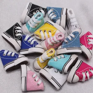 Mini scarpe di tela 3.5cm casa delle bambole sneaker accessori BJD colorati