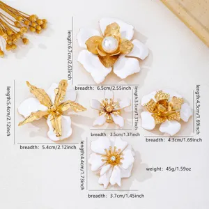 Enamel flower brooch set gold and white elegant fashion jewelry accessories for women