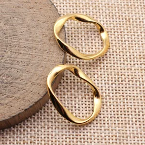 Vintage Unregelmäßig Ausgeschnitten Verdreht Geometrisch Oval Ring Anhänger Charms Zinklegierung Galvanisiert DIY Schmuckherstellung