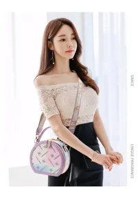 Sweet gradient print round handbag, trendy women's casual crossbody bag, chic mini shoulder bag.