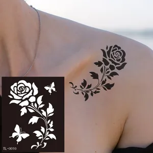 Stendardo per tatuaggi all'henné riutilizzabile con elegante design di rose e farfalle.