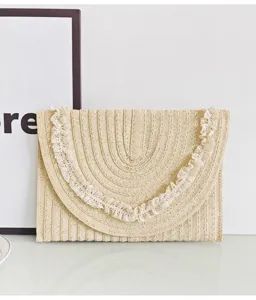 Beigefarbene Strohgewebe Kuvert Handtasche mit zarter weißer Spitzenborte für Damen