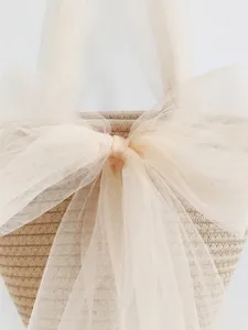 Geflochtene Stroh Umhängetasche mit Großer Tüll Schleife Elegante Mesh Handtasche Sommer