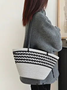Französischer Stil Baumwollseil gewebte Achsel-Tragetasche, farbblockierte gestreifte Strandtasche.