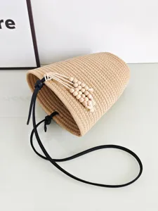 Gewebte Umhaengetasche fuer Damen, Retro Holzperlen Handtasche, stilvolle Strand Urlaubs Tasche.