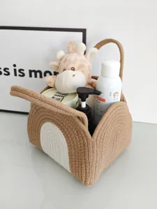 Baumwollseil geflochtener Aufbewahrungskorb süßes Regenbogen Design Tischorganizer Tasche.