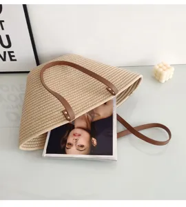 Große gewebte Strohtasche für Damen, Strand Umhängetasche mit Ledergriff und Stil.