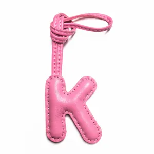 Handgefertigter Schafsleder Buchstabe K Taschenanhänger Mit Blumendruck Satin Schal Seil Schlüsselanhänger Für Damen Handtaschen Zubehör