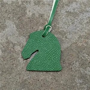 Mini pendentif de sac tête de cheval en cuir véritable accessoire de mode élégant vert