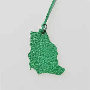 Leren kaart vorm tas hanger, stijlvolle groene auto hangende accessoire voor vrouwen.