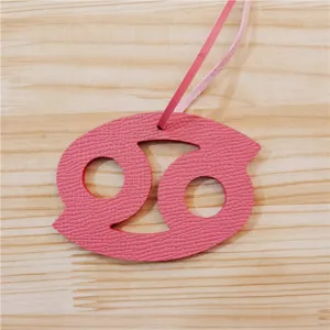 Krebs Sternzeichen Taschenanhänger, rosa Leder Schlüsselanhänger, Anhänger für Damen Auto.