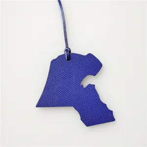 Pendentif de sac en cuir véritable en forme de carte du Koweït accessoire élégant pour sac de femme