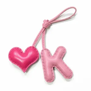 Rosa Leder Herz Buchstabe K Tasche Anhänger Handgemacht Initial Schlüsselanhänger Accessoire